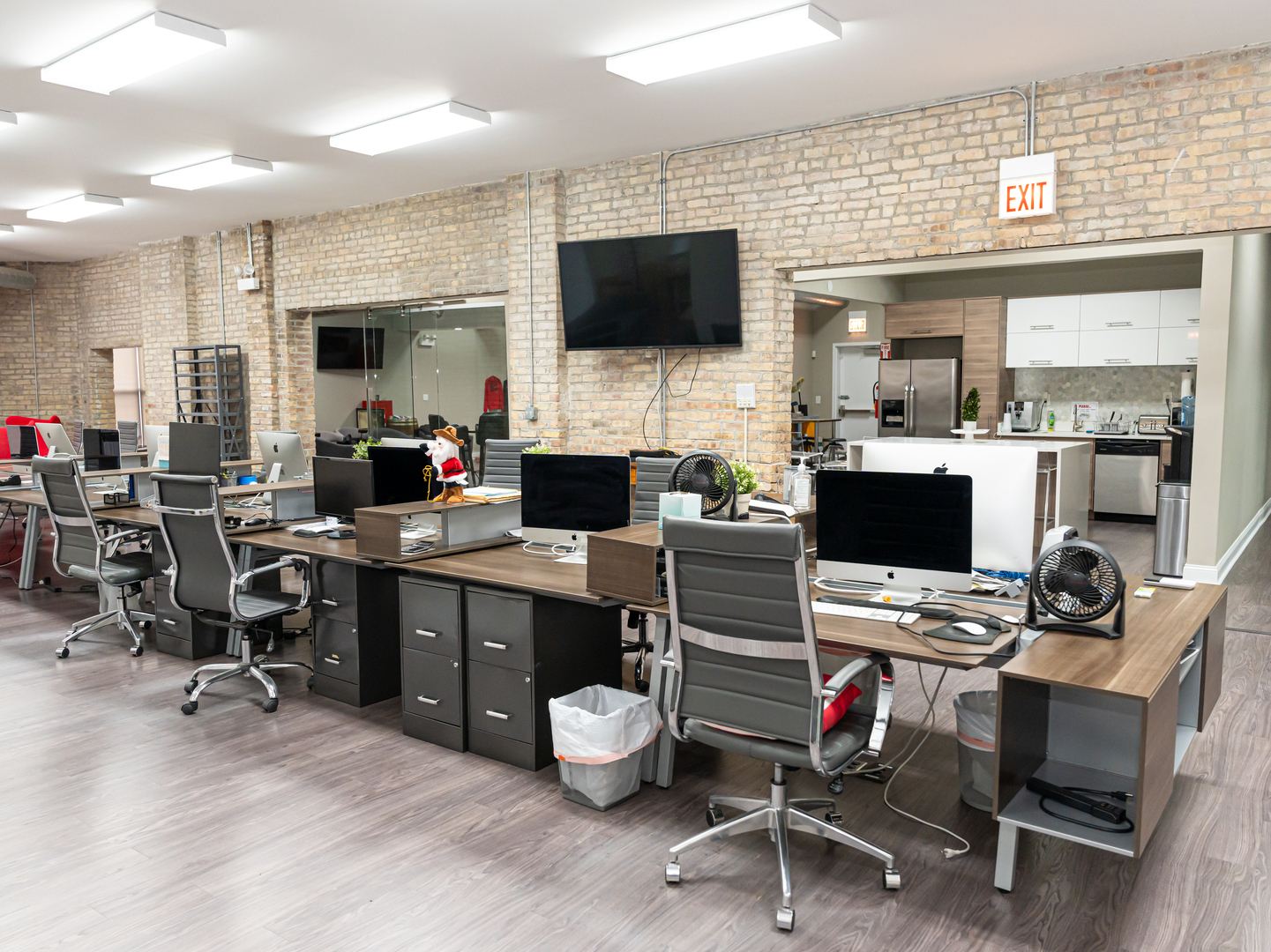 7105 South Yates Avenue Chicago IL 60649