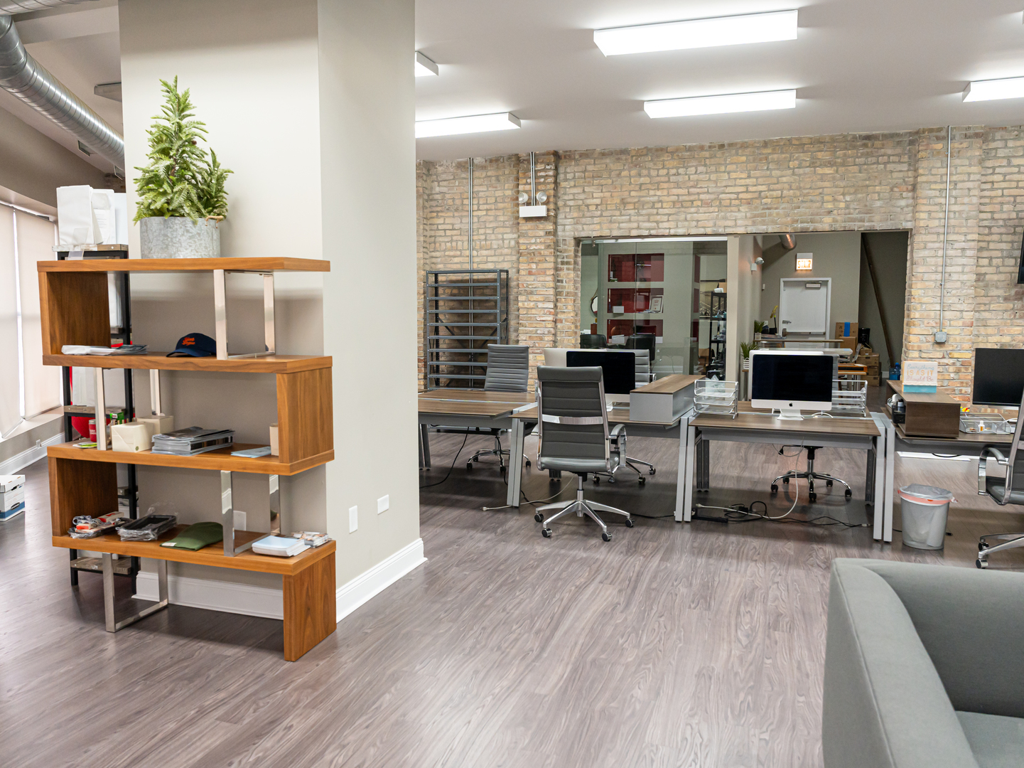 7105 South Yates Avenue Chicago IL 60649