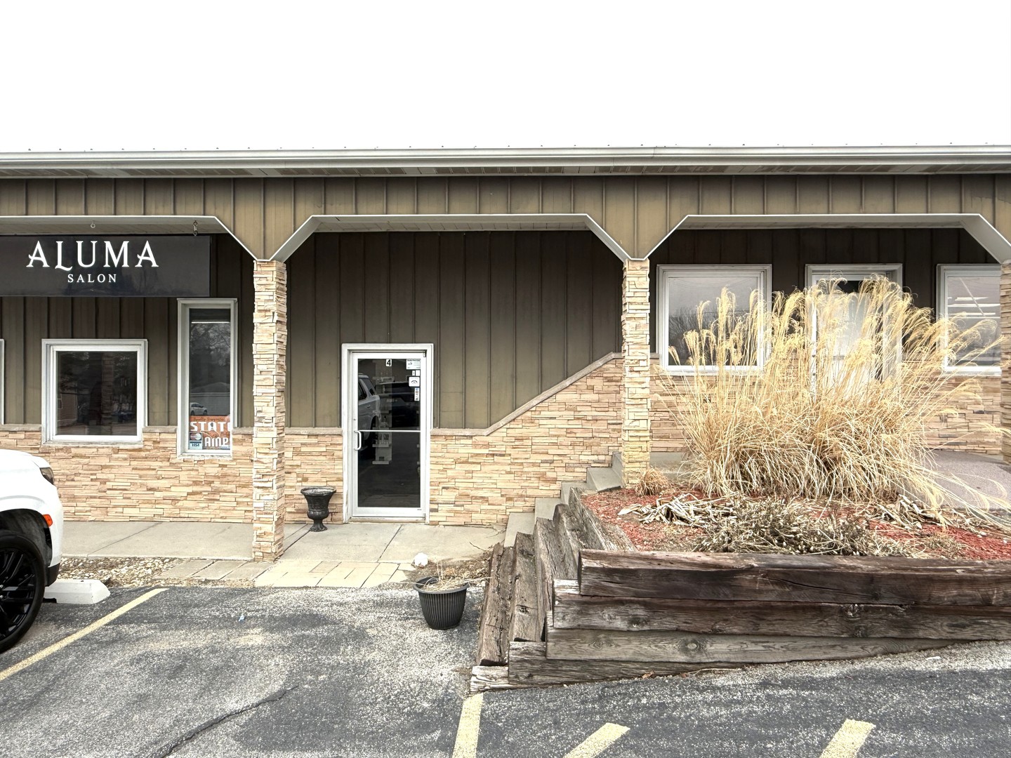 435 West Indiana Avenue Beecher IL 60401