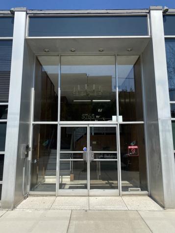 5765 North Lincoln Avenue Chicago IL 60659
