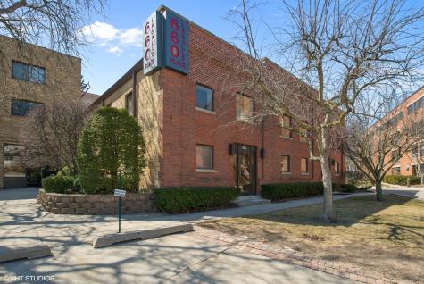 660 La Salle Place Highland Park IL 60035
