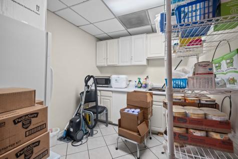 7107 West Belmont Avenue Chicago IL 60634