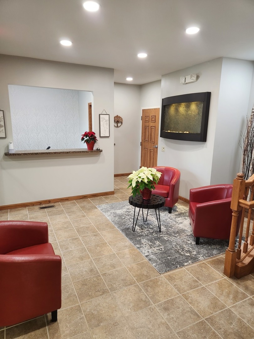 1806 Woodfield Drive Savoy IL 61874