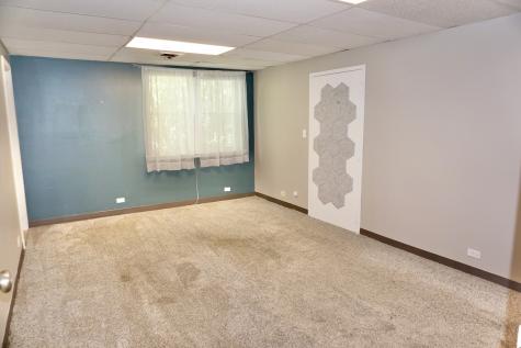 105 South Roselle Road Schaumburg IL 60193