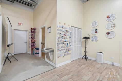 1557 West 33rd Street Chicago IL 60608