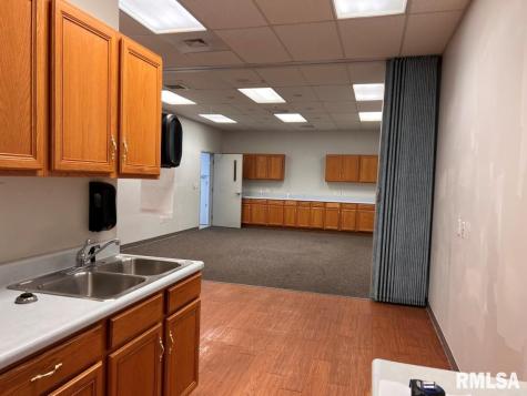 1112-1128 Broadway Street Quincy IL 62301
