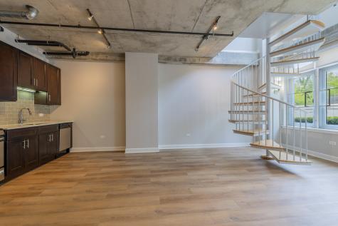 737 Chicago Avenue Evanston IL 60202