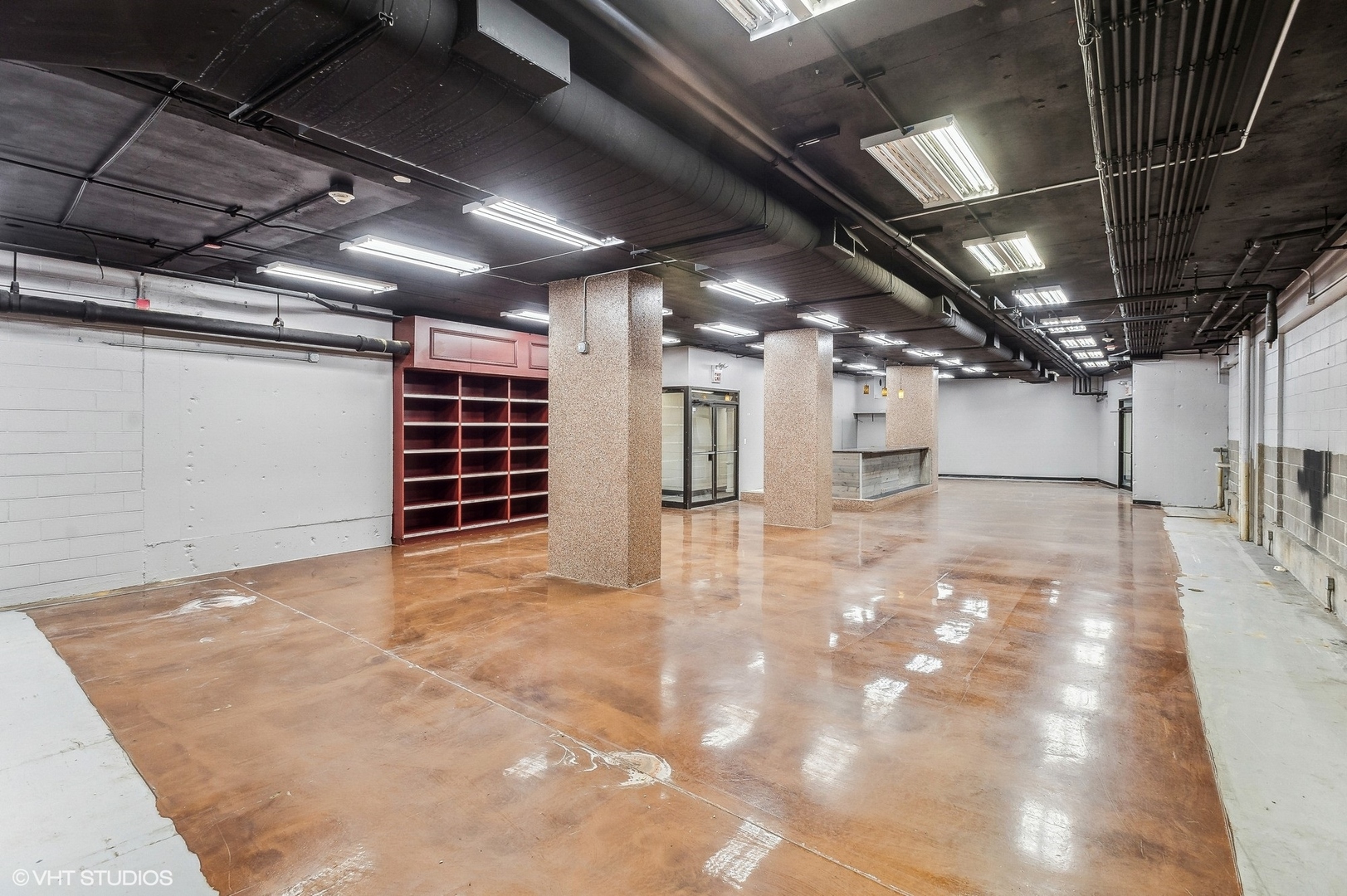 3930 North Pine Grove Avenue Chicago IL 60613