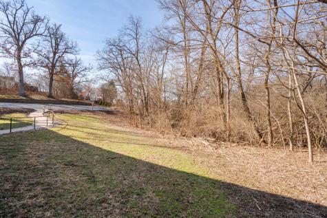 604 35TH Avenue Moline IL 61265