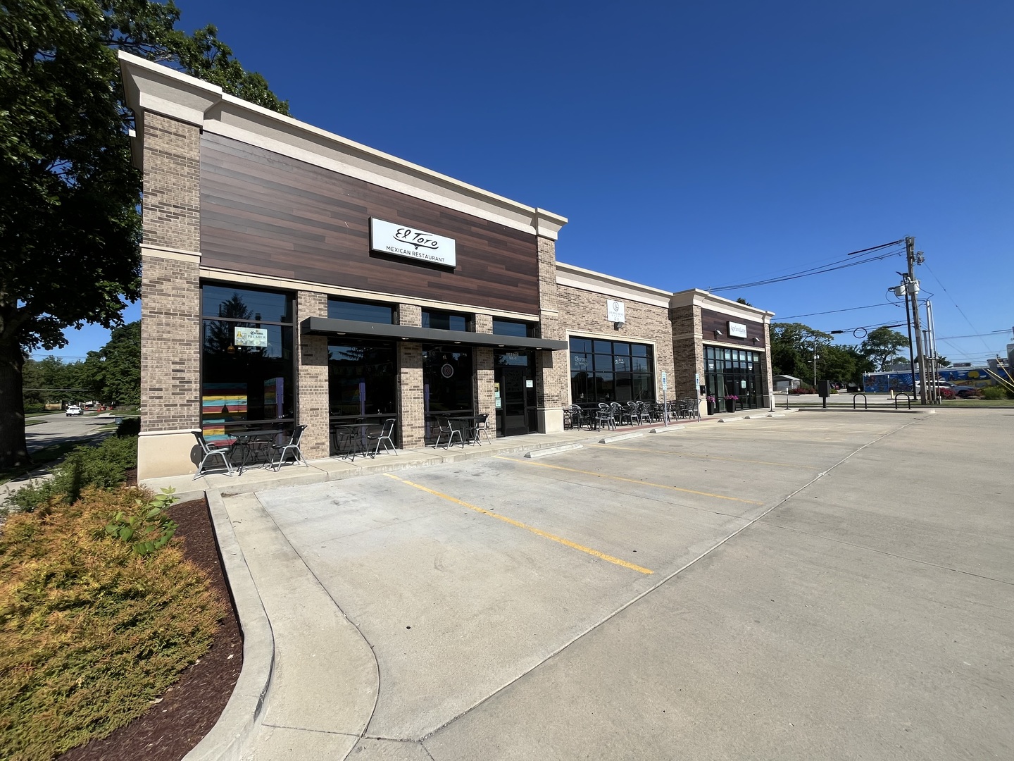 1005 South Neil Street Champaign IL 61820