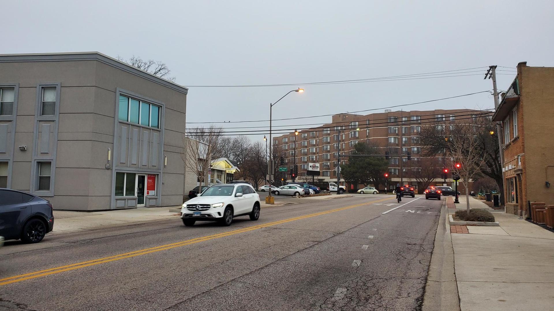 7880 Lincoln Avenue Skokie IL 60077
