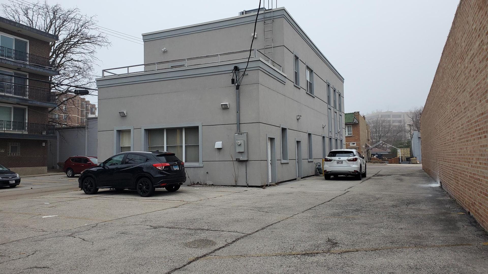 7880 Lincoln Avenue Skokie IL 60077