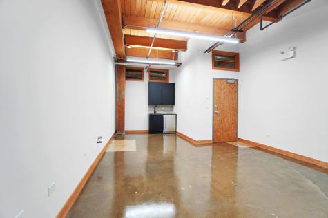 1806 West Cuyler Avenue Chicago IL 60613