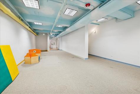 3827 North Southport Avenue Chicago IL 60613