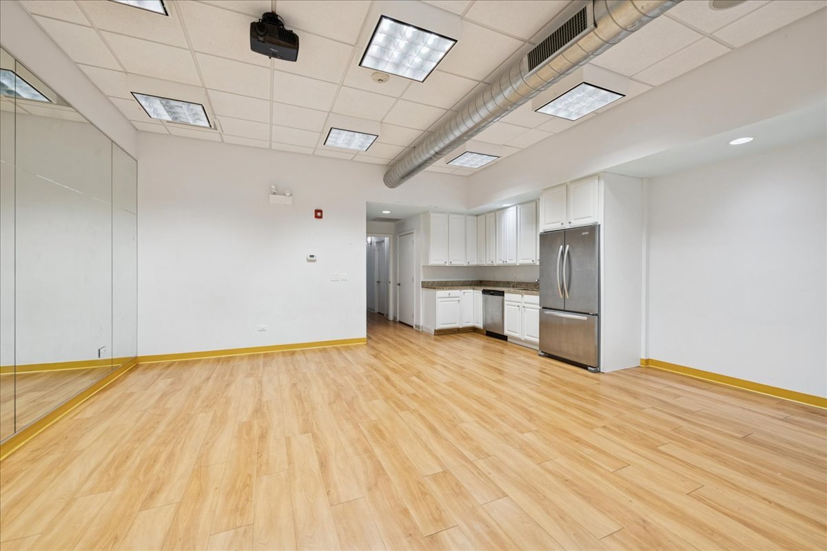 3827 North Southport Avenue Chicago IL 60613