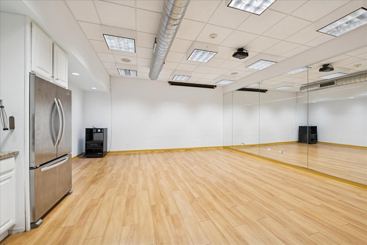 3827 North Southport Avenue Chicago IL 60613