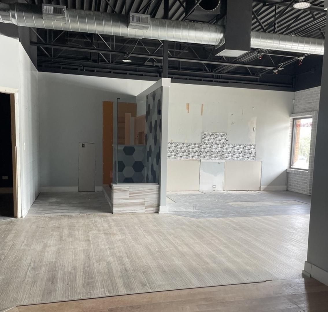 1005 West Laraway Road New Lenox IL 60451