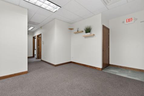 32 Uno Circle Joliet IL 60435