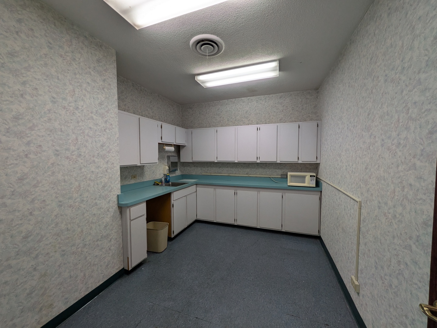 5781 North Lincoln Avenue Chicago IL 60659