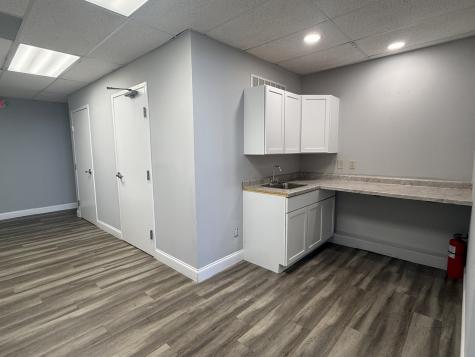 1812 Sycamore Road Dekalb IL 60115