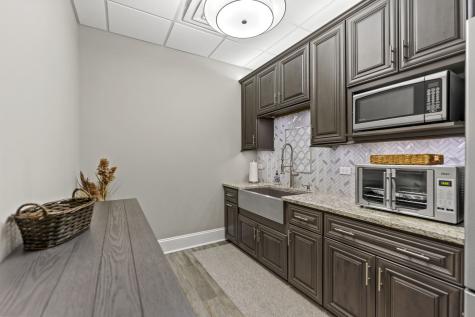 850 South Mchenry Avenue Crystal Lake IL 60014