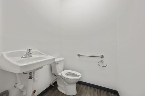 27W205 Geneva Road Winfield IL 60190