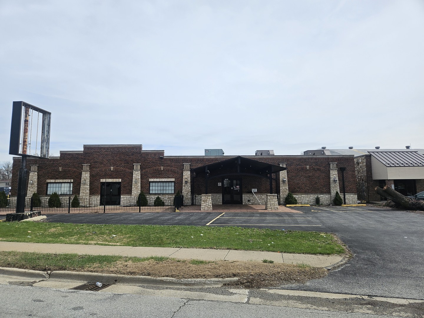 11011 Southwest Highway Palos Hills IL 60465