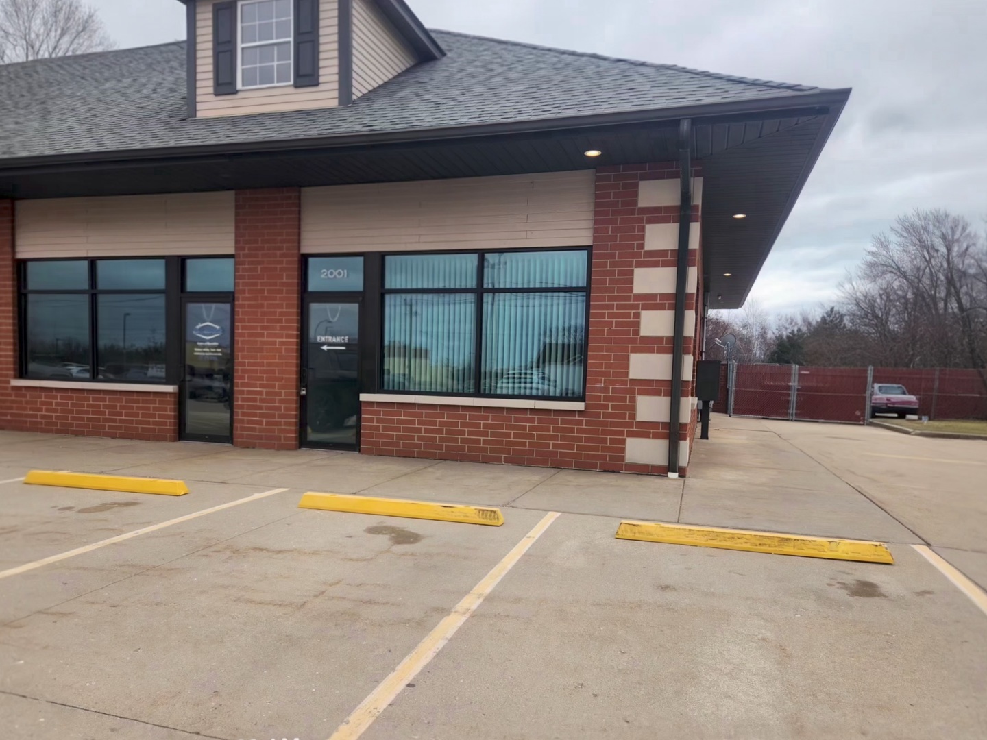 2001 North Green Bay Road Waukegan IL 60087
