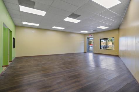 27W209 Geneva Road Winfield IL 60190