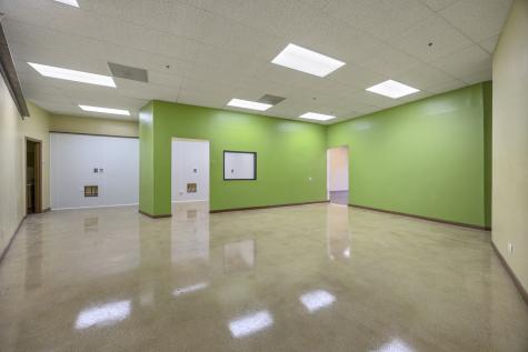 27W209 Geneva Road Winfield IL 60190