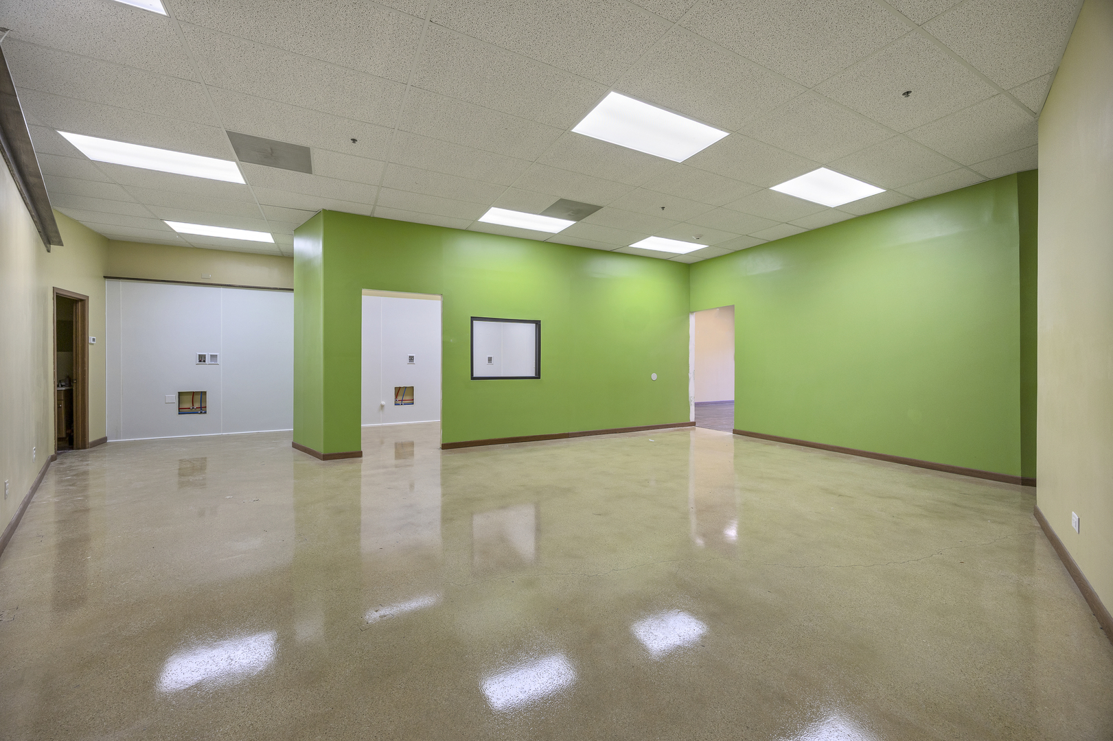27W209 Geneva Road Winfield IL 60190
