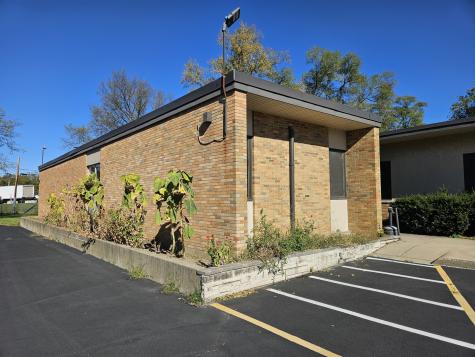 100 Manhattan Road Joliet IL 60433