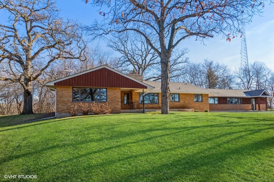 1700 South Eastwood Drive Woodstock IL 60098