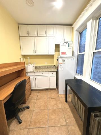 6238 Cermak Road Road Berwyn IL 60402