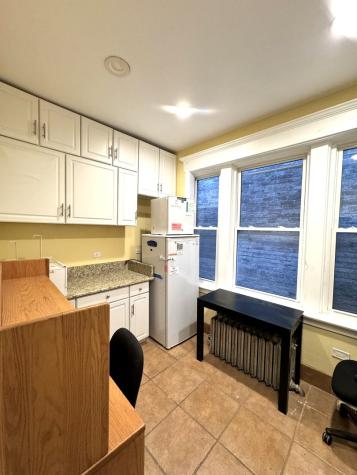 6238 Cermak Road Road Berwyn IL 60402