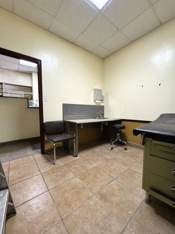 6238 Cermak Road Road Berwyn IL 60402