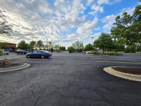 608 East North Avenue Carol Stream IL 60188
