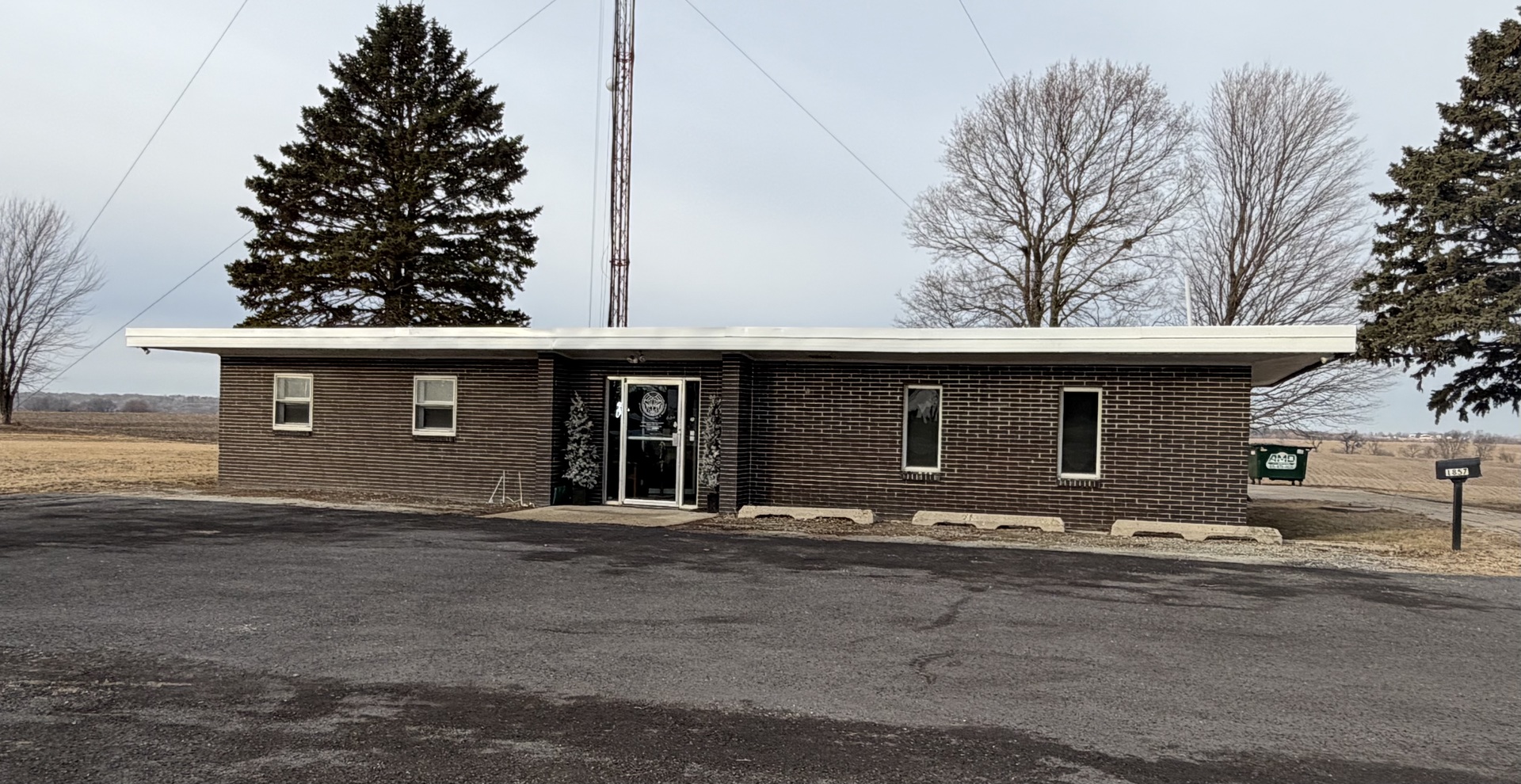 18573 Pennington Road Sterling IL 61081
