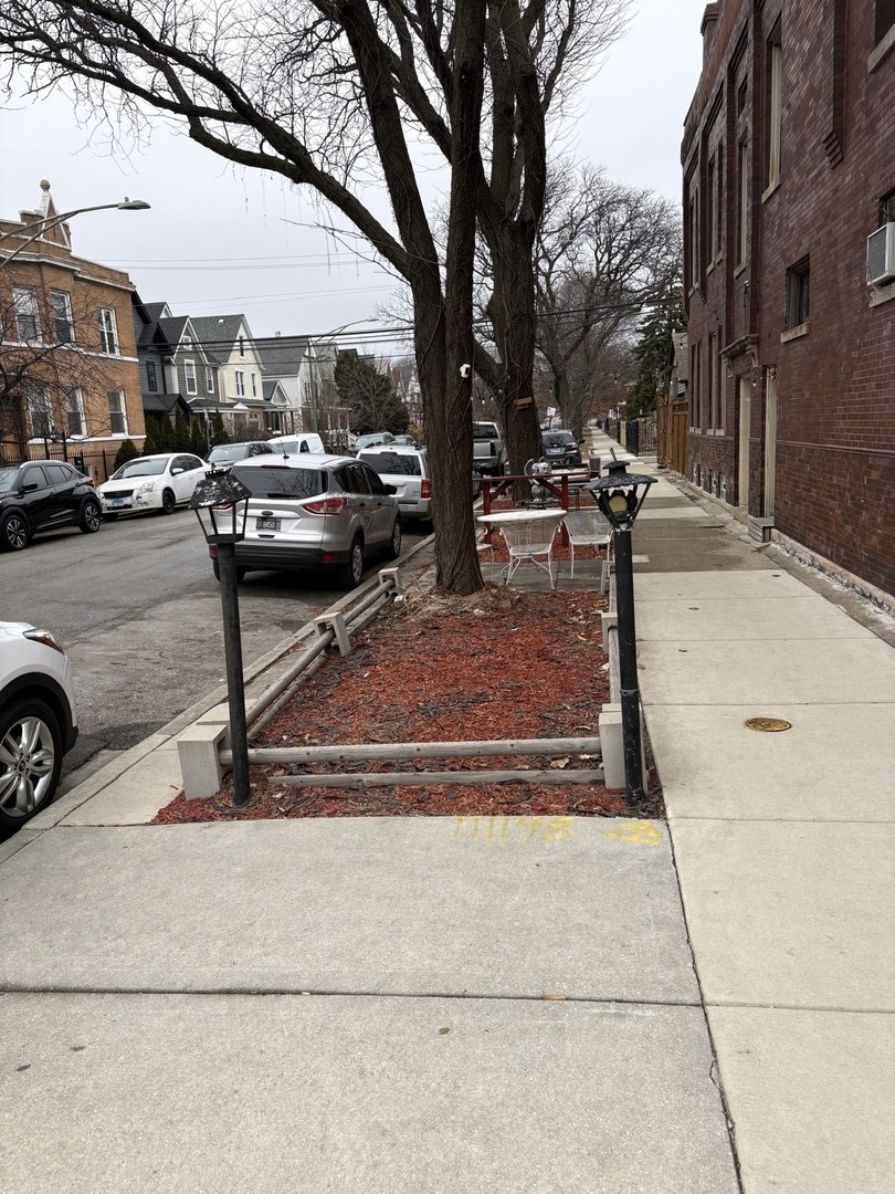 2924 West Diversey Avenue Chicago IL 60618