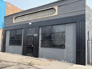 6743 South Western Avenue Chicago IL 60636