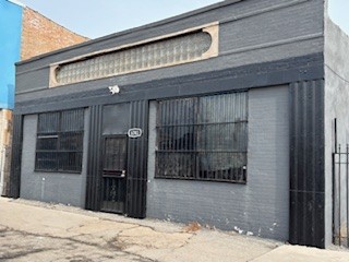 6743 South Western Avenue Chicago IL 60636
