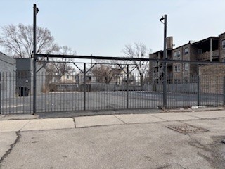 6743 South Western Avenue Chicago IL 60636