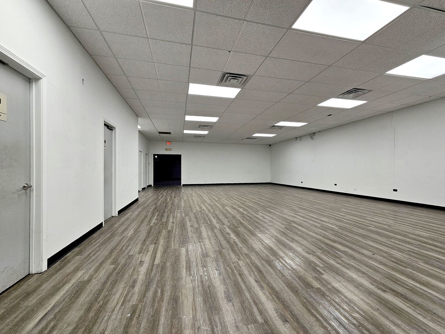 1232 Remington Road Schaumburg IL 60173
