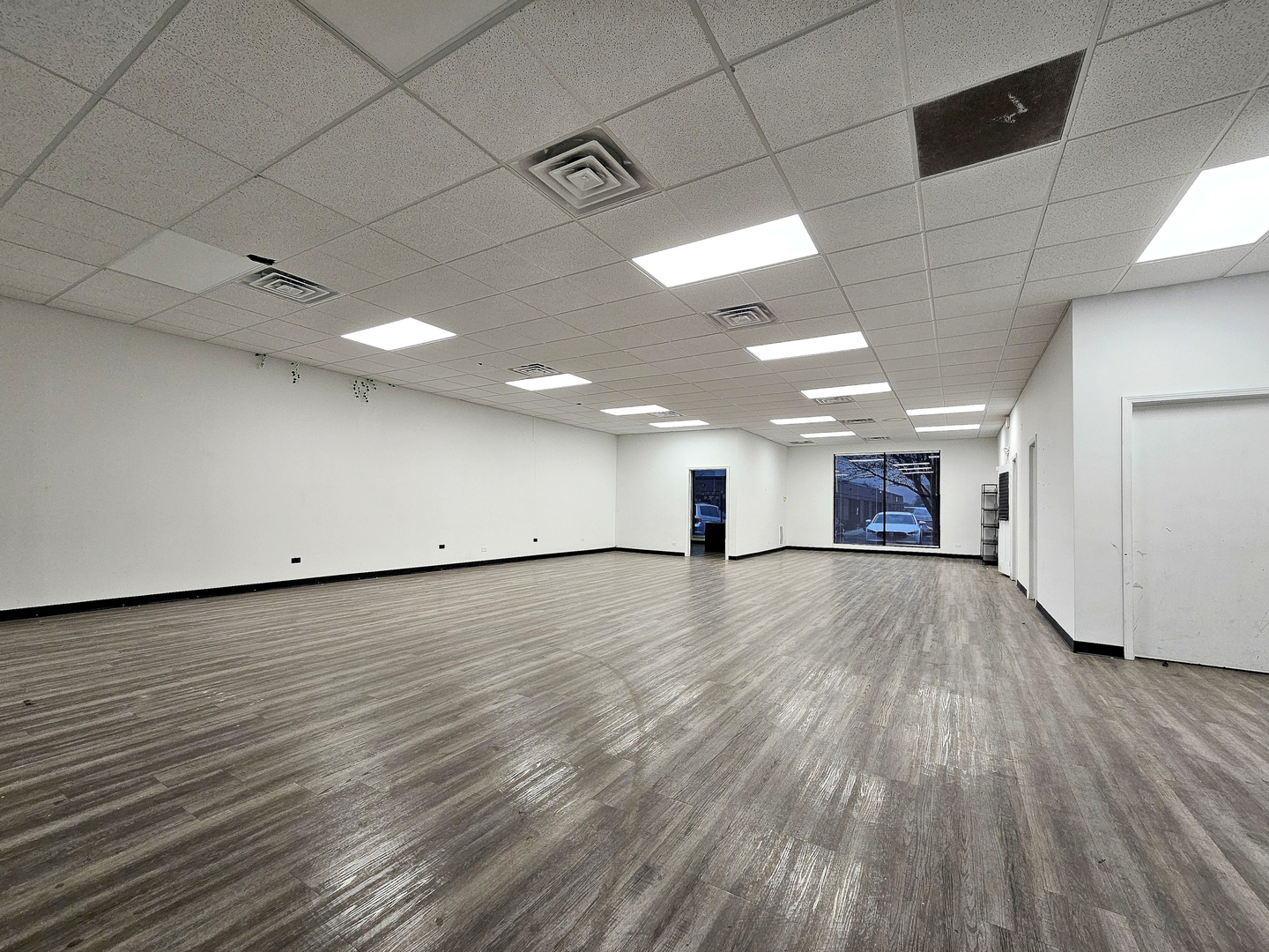 1232 Remington Road Schaumburg IL 60173