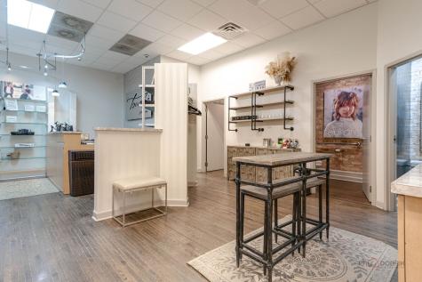 537 North Milwaukee Avenue Libertyville IL 60048