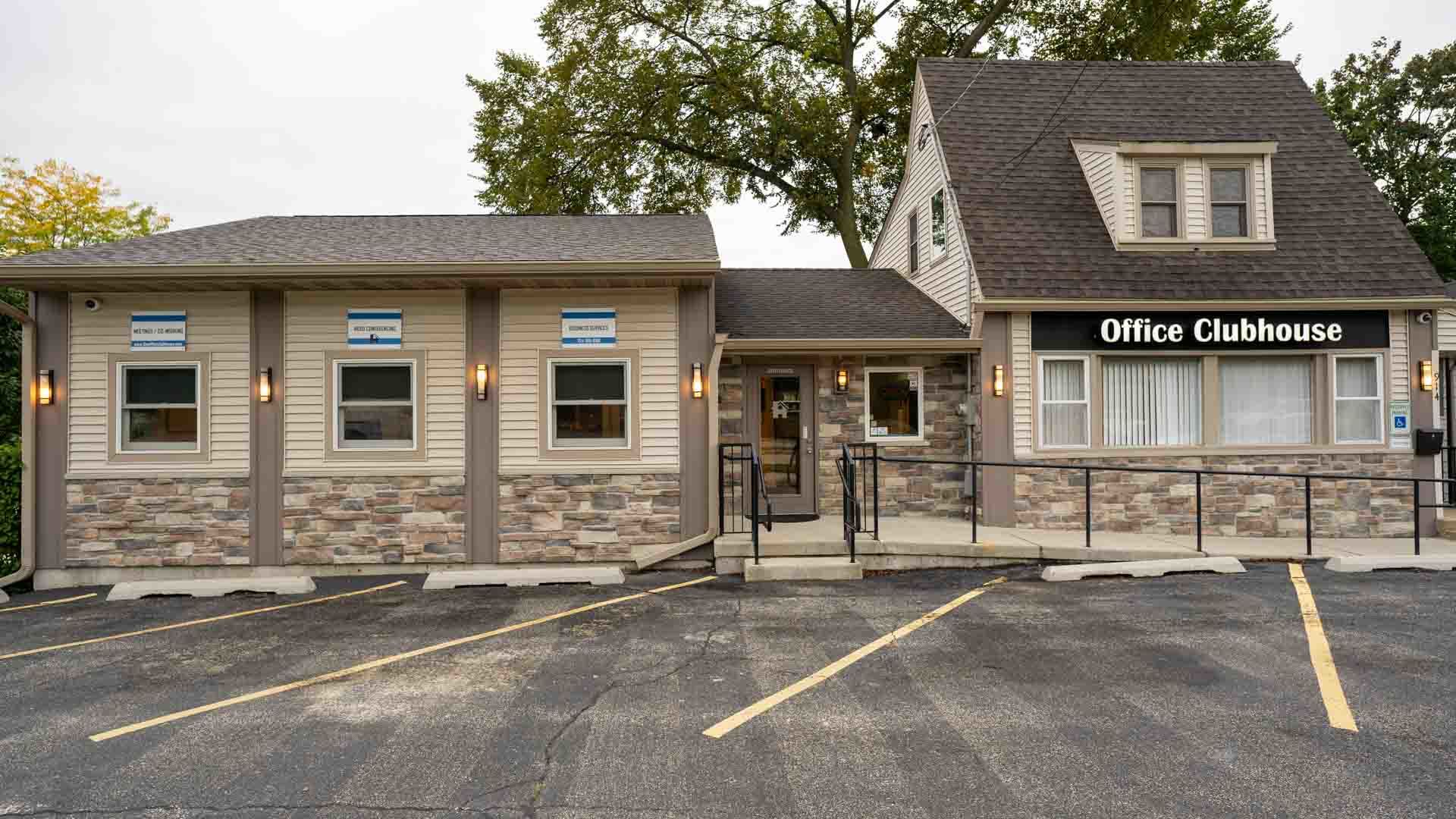 914 North Lake Street Mundelein IL 60060