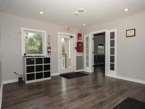 914 North Lake Street Mundelein IL 60060
