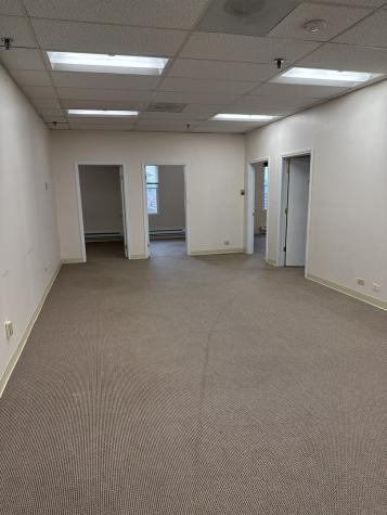 321 - 395 East Dundee Road Wheeling IL 60090