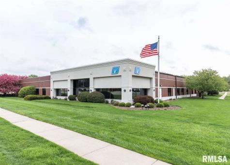 2121 47TH Street Moline IL 61265