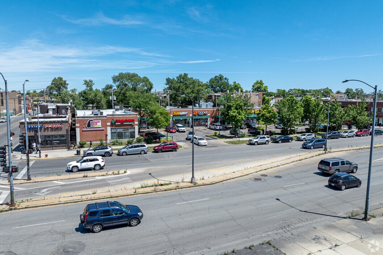 3952 West Cermak Road Chicago IL 60623